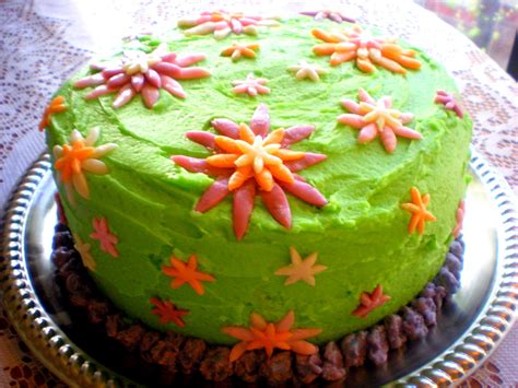 Sass and Frass: Starburst Cake