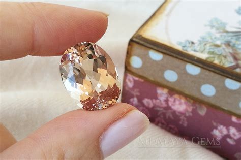 Sparkling Light Brown Topaz 22.35 ct - MdMaya Gems