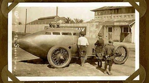 1917 - Golden Submarine streamlined race car built for Barney Oldfield by Fred Offenhauser and ...