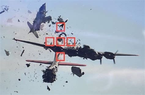 Shocking Video Shows Plane Collides With B-17 Bomber At Dallas Airshow | ZeroHedge