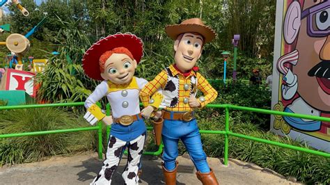 PHOTOS: Character Meet and Greets Return in Toy Story Land at Disney's Hollywood Studios - WDW ...