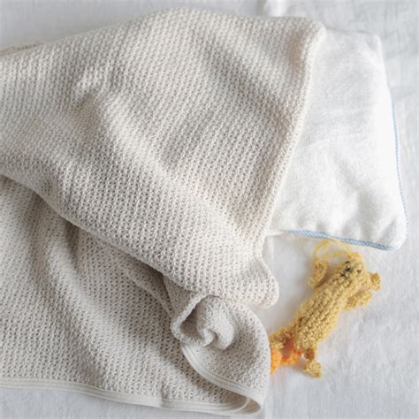 Organic Cotton Baby Blanket - KESTREL