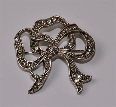 Bow Brooch Vintage Marcasite Bow Pin with by Violasvintages | Vintage ...