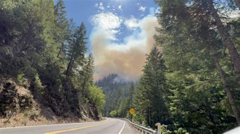 [UPDATE 7:12 p.m.: Still Closed] Kelly Fire Forcing Closure of Hwy 199 ...