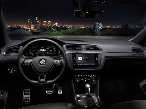 Volkswagen Tiguan Interior | Andy Mohr Volkswagen Avon IN