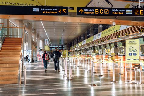 Rīga Airport asks passengers to arrive in plenty of time / Article