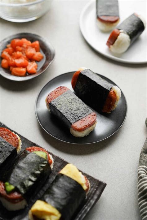 How To Make Spam Musubi (Easy & Delicious Recipe!) - Hungry Huy