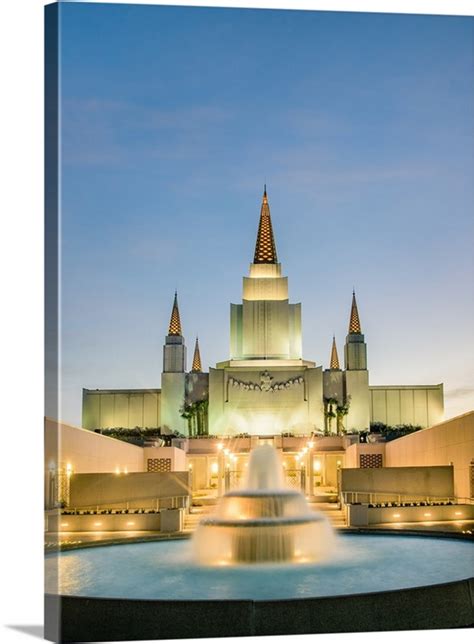 Oakland California Temple, Fountain Lights at Night, Oakland ...