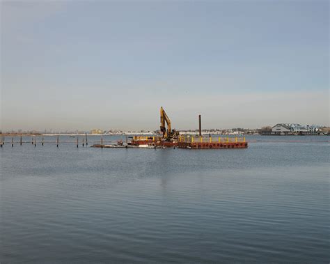 Flushing Bay Remediation Dredging - Jay Cashman, Inc.