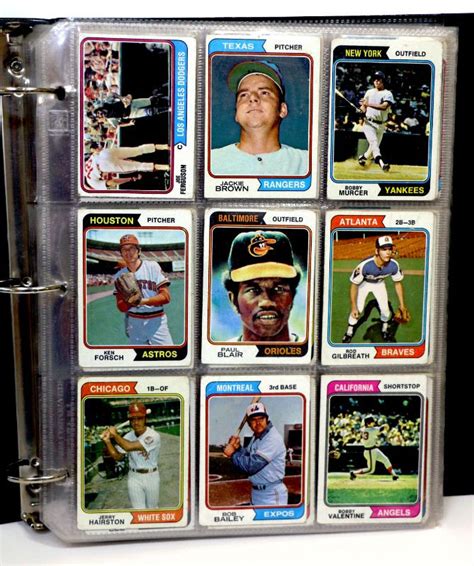 1974 TOPPS BASEBALL CARDS COLLECTION -288 Cards in Album | EstateSales.org