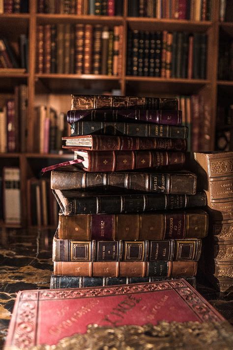 Old Books, vintage books HD phone wallpaper | Pxfuel