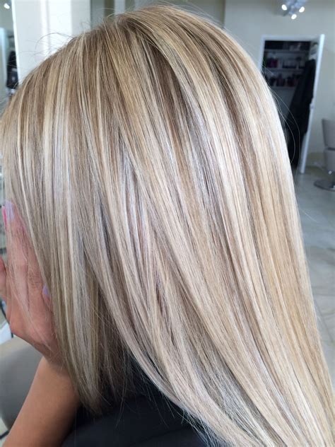 Highlights and lowlights | Cool blonde hair, Blonde hair with highlights, Hair highlights and ...