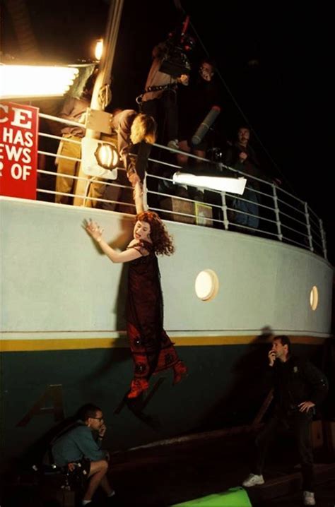 Rare Of Titanic Movie Behind the Scenes Photos - FilmiBeat