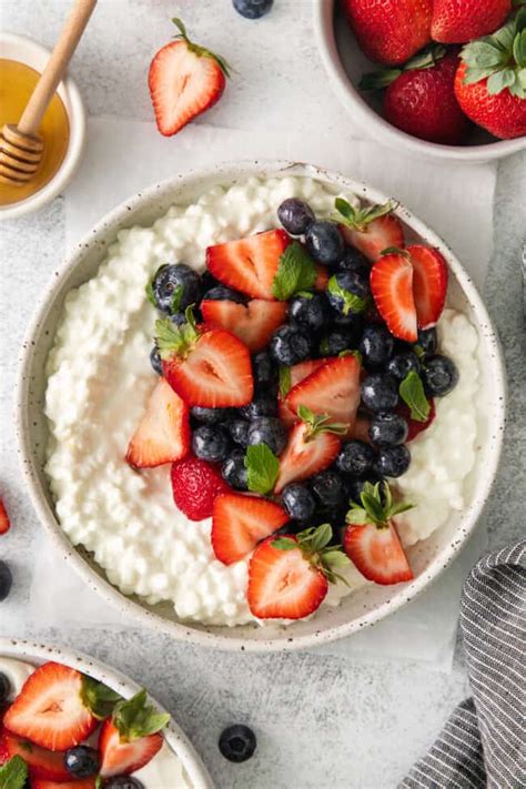 Cottage Cheese with Fruit Breakfast Bowls - The Cheese Knees