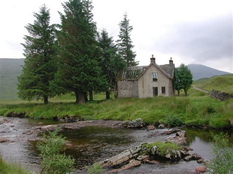 Luibeilt © Steven Skilbeck cc-by-sa/2.0 :: Geograph Britain and Ireland