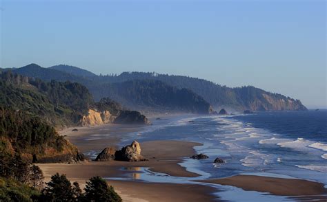 THE OREGON COAST AND THE PACIFIC OCEAN | Oregon coast vacation, Oregon coast, Ocean