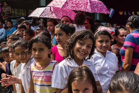 JTF-Bravo hikes over 5000 pounds of food and supplies to San Jerónimo ...