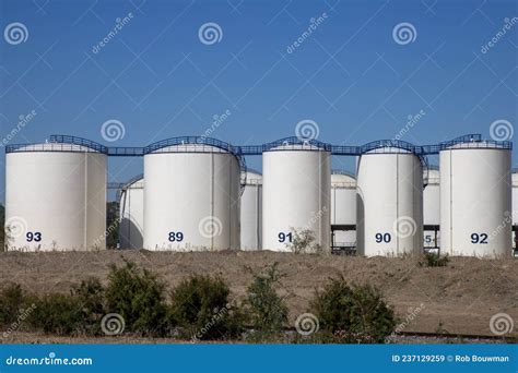 Oil terminal editorial stock image. Image of tanks, gasoline - 237129259