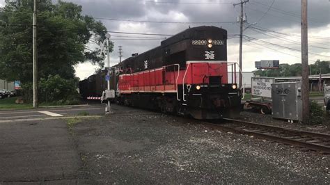 Naugatuck Railroad Equipment Move from New Britain to Waterbury - YouTube