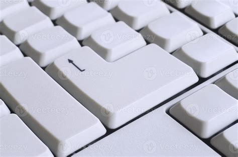 White computer keyboard 14501759 Stock Photo at Vecteezy