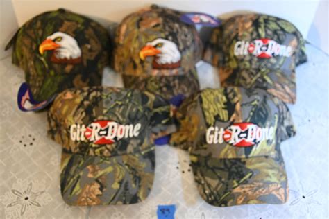 Lot # 89 GIT-R-DONE hat x 2, American Eagle hat x 3 *NEW* - Paradise Estate Sales