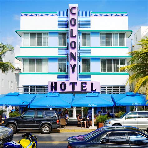 Image : Colony Hotel (1939), 736 Ocean Drive, South Beach, Miami B ...