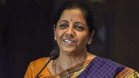 Nirmala Sitharaman 'forgot' her own political family while she attacked ...