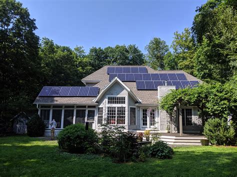 Roof Mount vs Ground Mount Solar Systems | Building Energy