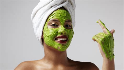 Three Reasons Why The Avocado Face Mask Is All You Need for Beautiful