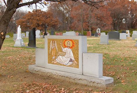 Rome of the West: Photos of Mosaics at Resurrection Cemetery