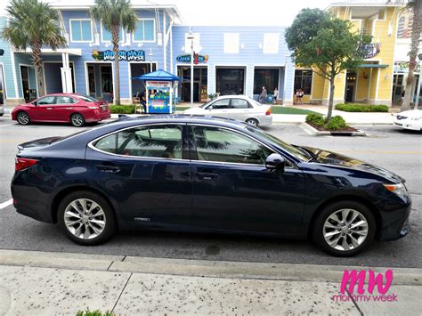 Lexus ES 300h Review - Mommy Week™