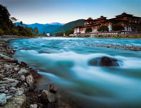 Punakha Zhong, Bhutan | Bhutan travel, Pictures of beautiful places ...