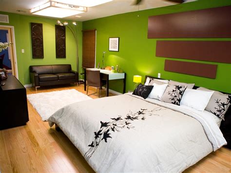 What Color Goes With Green Bedroom Wall Painting Colours Together | www ...