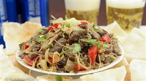 Beef Stir-Fry Appetizer / Bo Xao Lan - Party Food Recipe! Recipe + Video