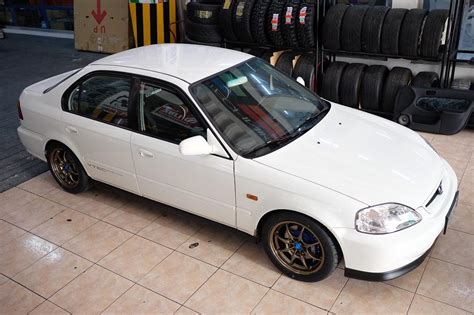 Someone is trying to sell a 2000 Honda Civic SiR for PhP 2.45 million - Auto News