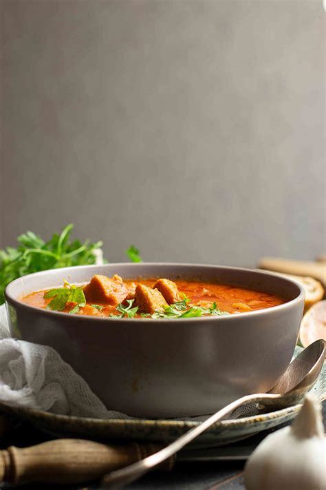 Vegan Goulash Soup - Gourmandelle