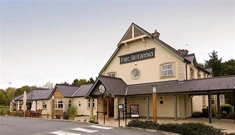 Premier Inn Bangor - Hotels in Bangor LL57 4FA - 192.com