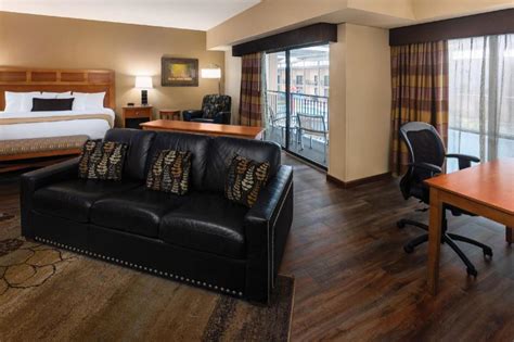 Best Western Plus Bloomington Hotel in Bloomington (MN) - Room Deals, Photos & Reviews