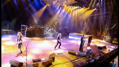 Saxon - Crusader (Live at Wacken Open Air) HD - YouTube