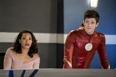 Iris and Barry From The Flash | Halloween Couples Costumes 2018 ...