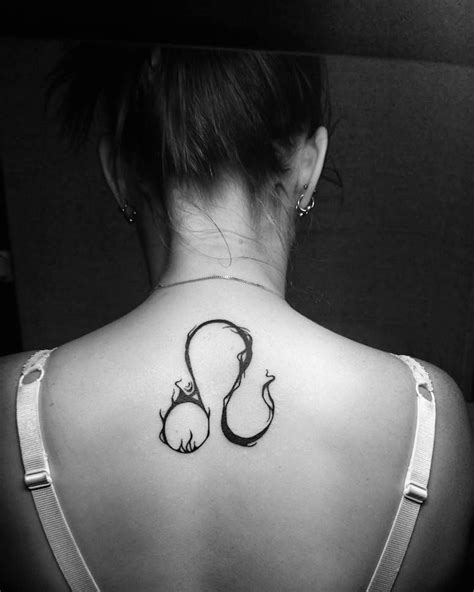 25 tatuagens INCRÍVEIS para quem é do signo de leão Leo Symbol Tattoos, Leo Sign Tattoo, Zodiac ...