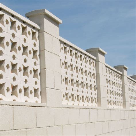 Pin en Celosías decorativas | Breeze blocks