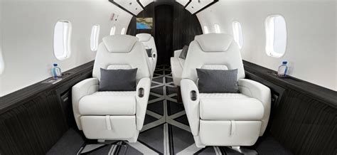 Bombardier Challenger 300 Private Jet | Challenger 300 Business Aircraft | VistaJet