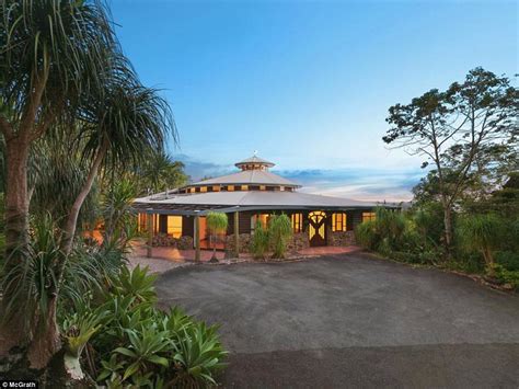 Van Breda family home for sale in Queensland | Daily Mail Online