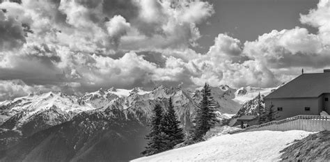 Hurricane Ridge Visitor Center in Winter – Allan J Jones Photo Blog