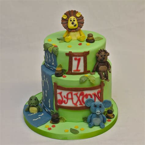 Raa Raa The Noisy Lion - CakeCentral.com