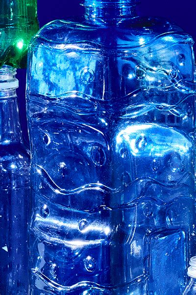 history of plastic water bottle