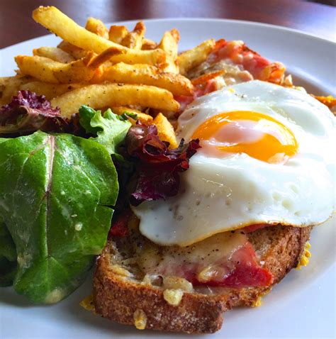 Croque Madame Sandwich At Kitsilano’s Au Comptoir – Scout Magazine