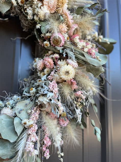 Dried Flowers & Wreaths