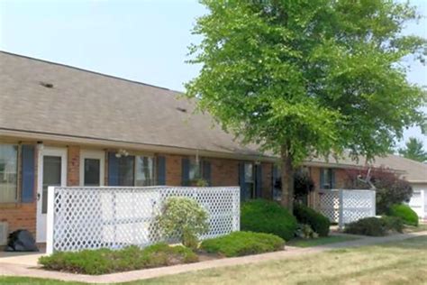 London Village Apartments - 332 Muirwood Dr | London, OH for Rent | Rent.